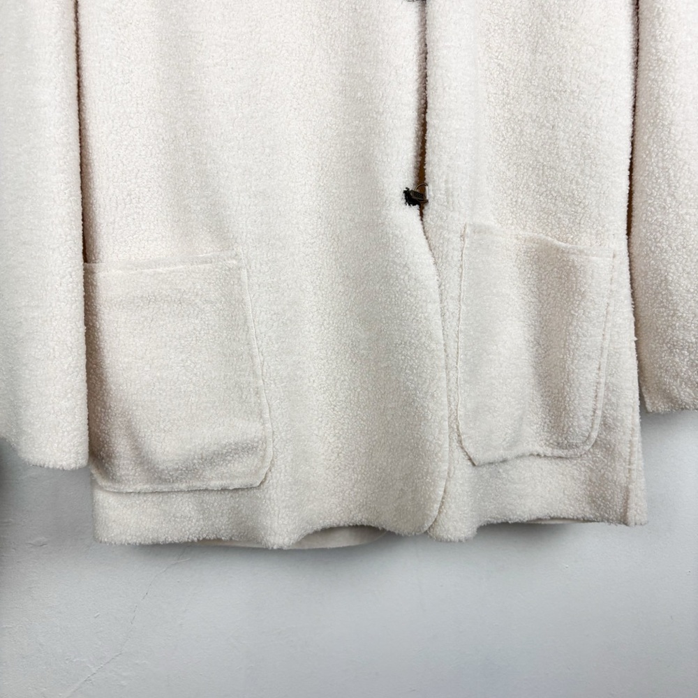 NWT Max Studio Cream Sherpa Clasp Front Jacket Sz M - Picture 7 of 10